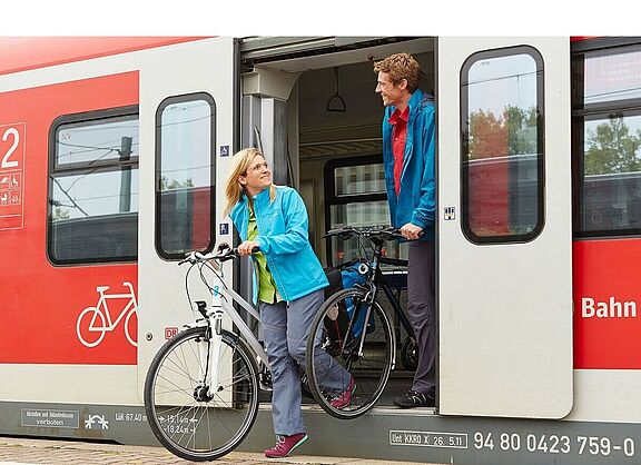 Bahnfahrt mit Fahrrad